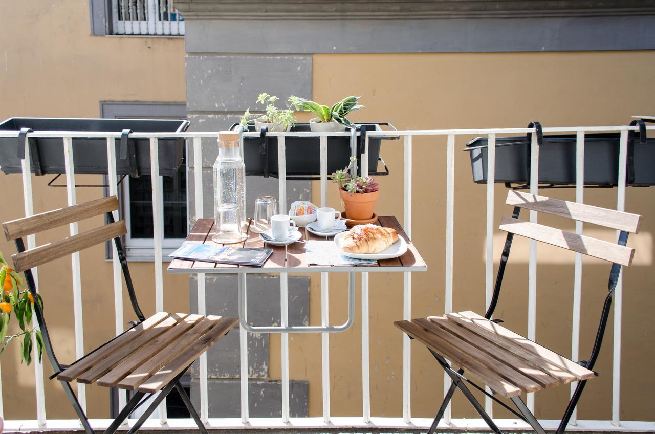 Civico10 Acomodação com café da manhã Nápoles Exterior foto